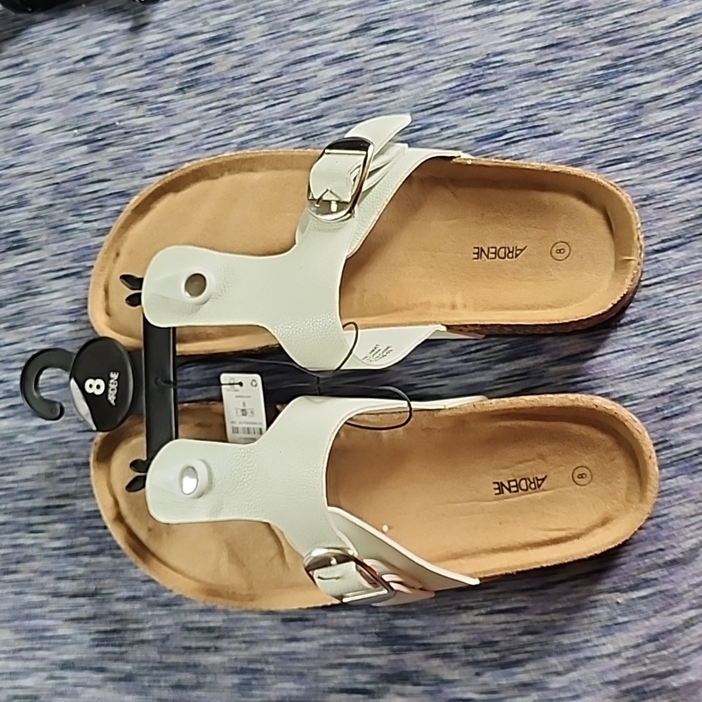 Sandal